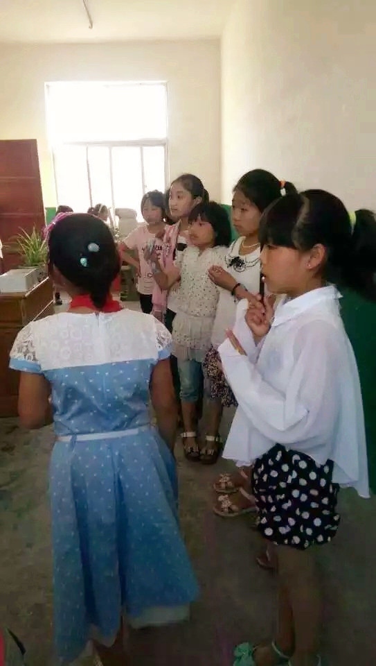 易視界進駐校園開展愛心視力健康檢查