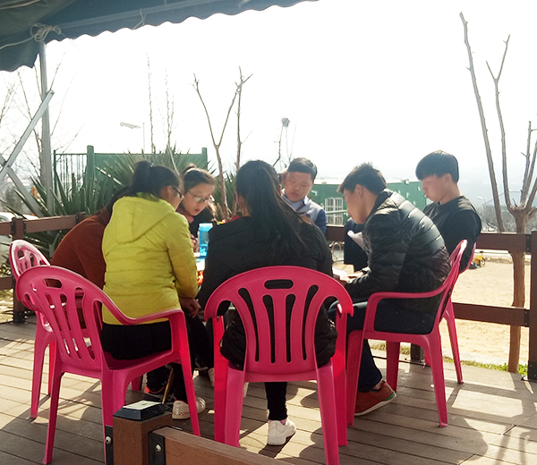 易視界第二期黃埔軍校小伙伴們認真學習中