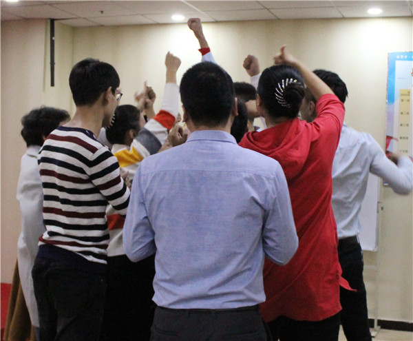 易視界激情的團(tuán)隊(duì)風(fēng)采展示