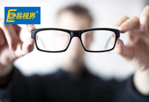 易視界 正常眼、近視眼、遠(yuǎn)視眼的區(qū)別