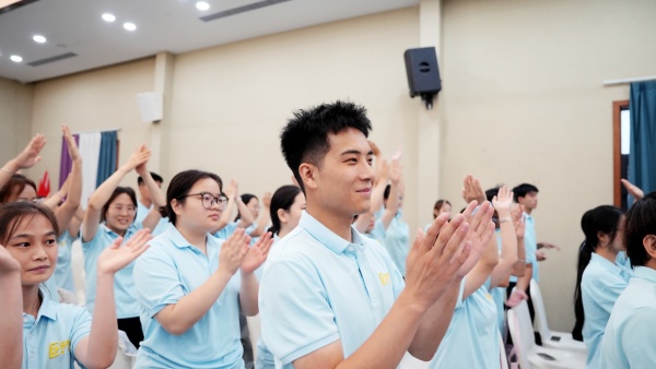 易視界2025年7月嘉獎(jiǎng)會(huì)暨8月啟動(dòng)大會(huì)精彩瞬間