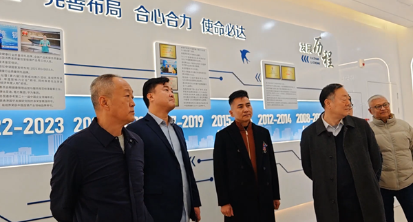 熱烈歡迎省市各級(jí)領(lǐng)導(dǎo)蒞臨易視界參觀(guān)指導(dǎo)